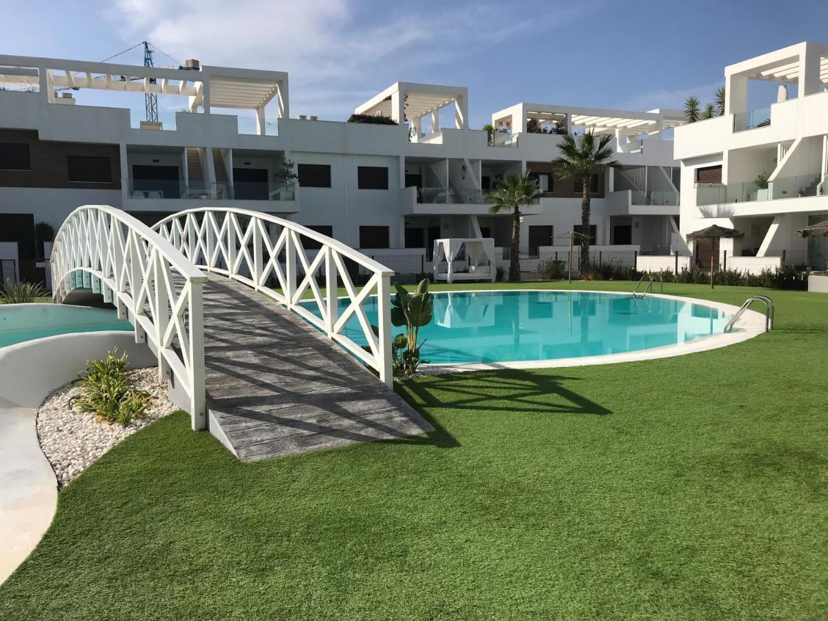49 Laguna Beach Torrevieja Exterior foto